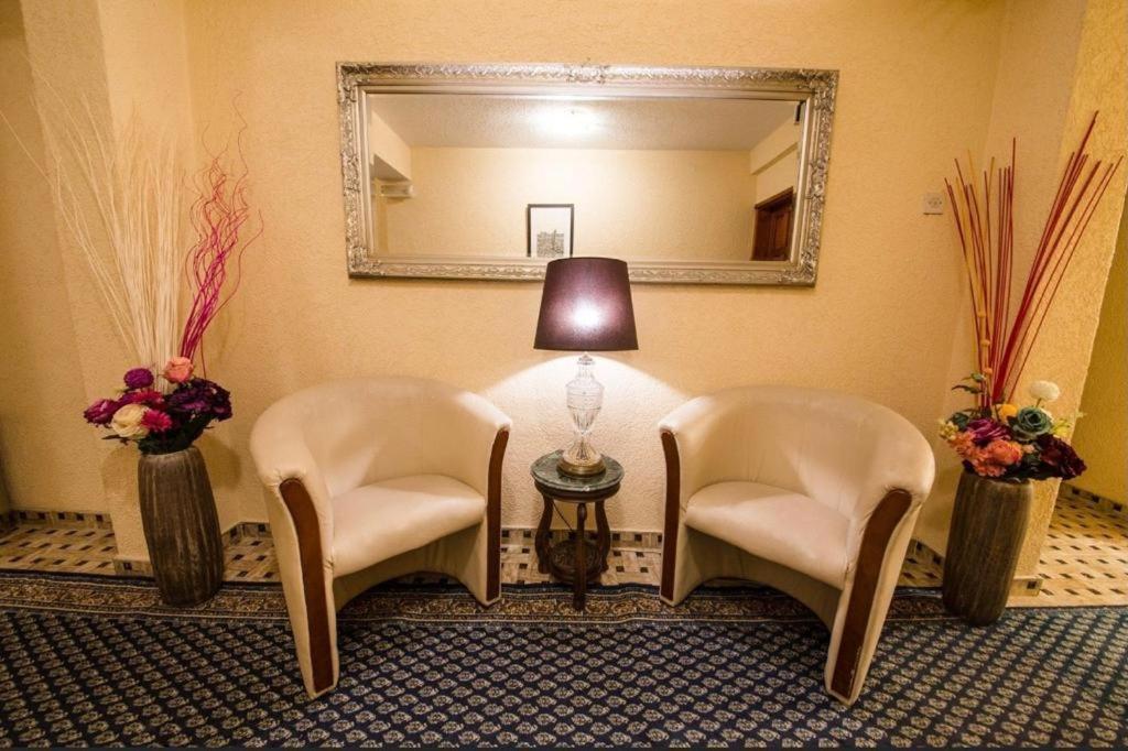 Hotel Ideall พอดโกริกา ภายนอก รูปภาพ