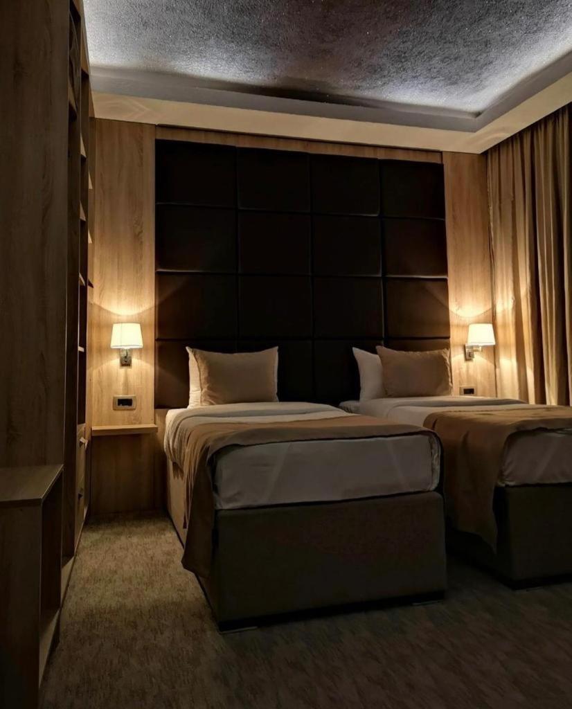 Hotel Ideall พอดโกริกา ภายนอก รูปภาพ