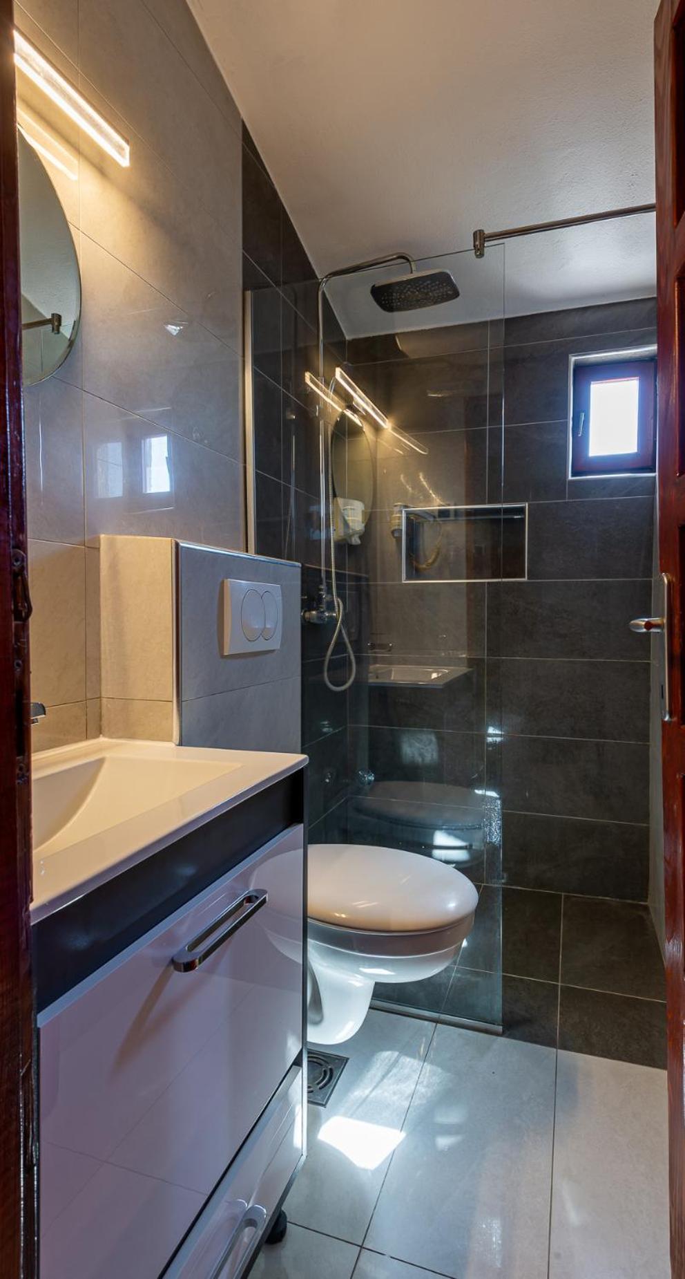 Hotel Ideall พอดโกริกา ภายนอก รูปภาพ