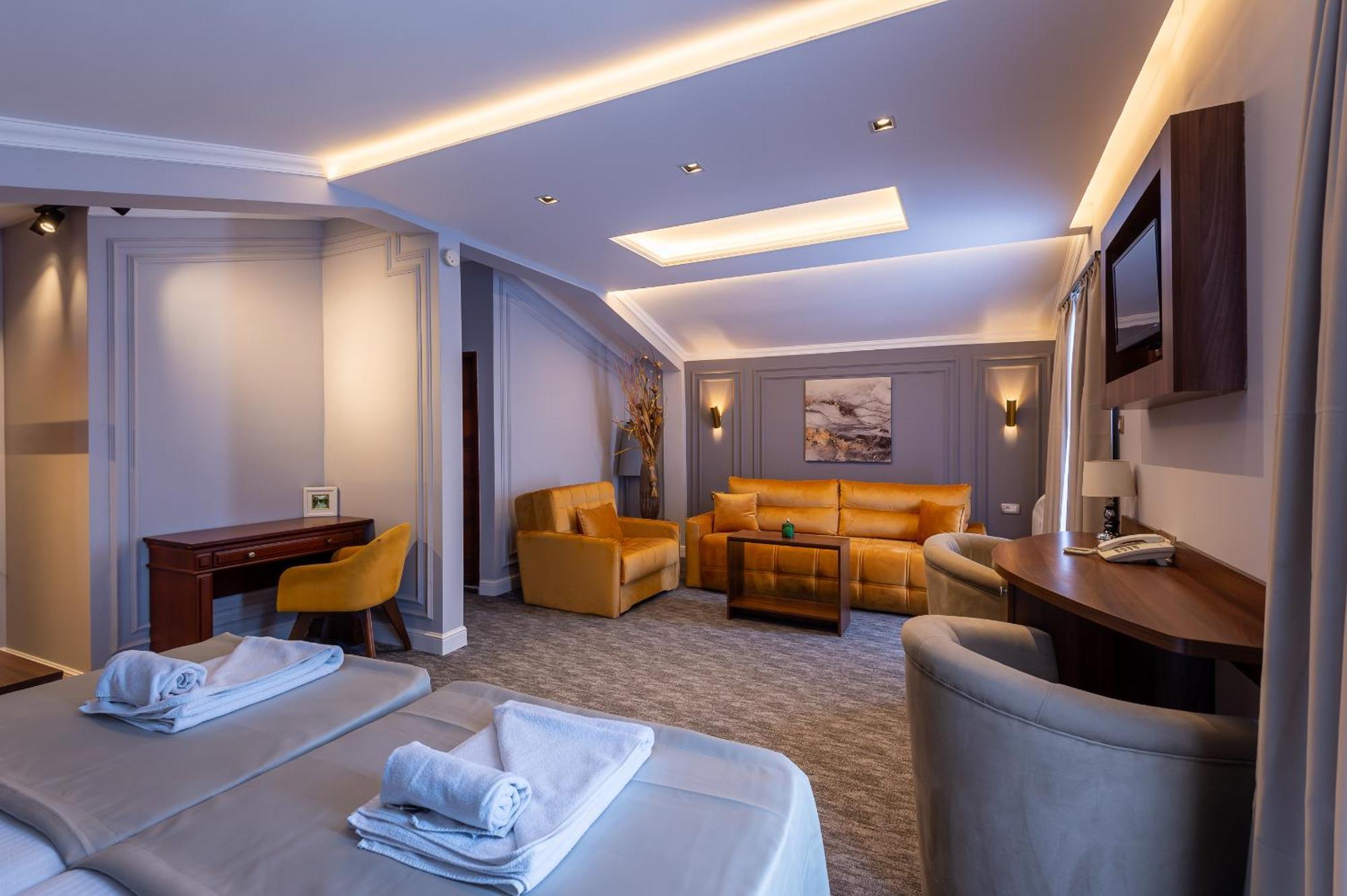 Hotel Ideall พอดโกริกา ภายนอก รูปภาพ